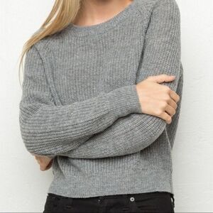 BRANDY MELVILLE grey sweater cropped